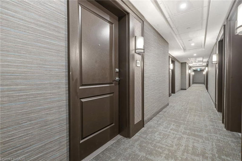 309 - 450 Dundas Street E