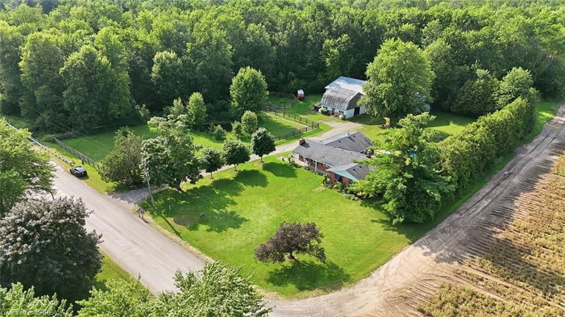 1213 Concession 5 Road W photo 2