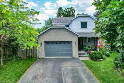 4542 Ivy Gardens Crescent