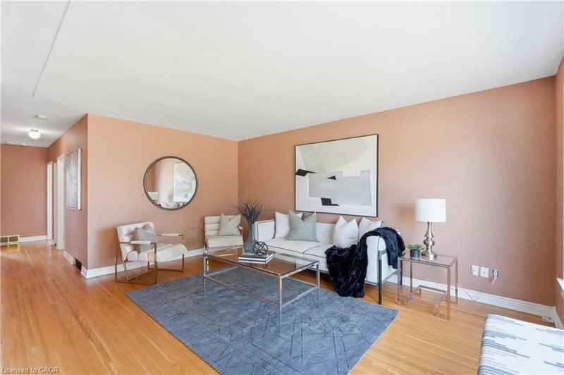 104 Nash Road S