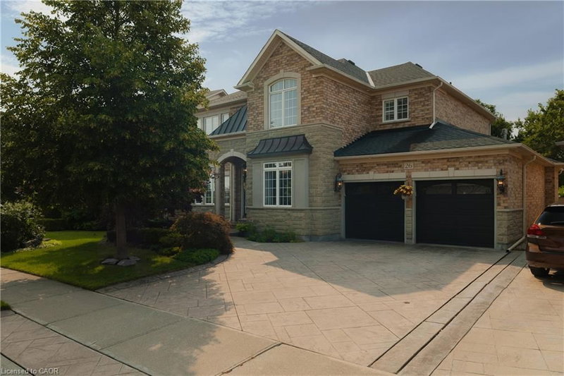26 Packham Circle