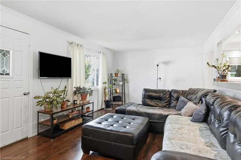 432 Upper Sherman Avenue