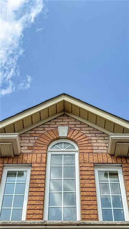 58 Peachwood Crescent