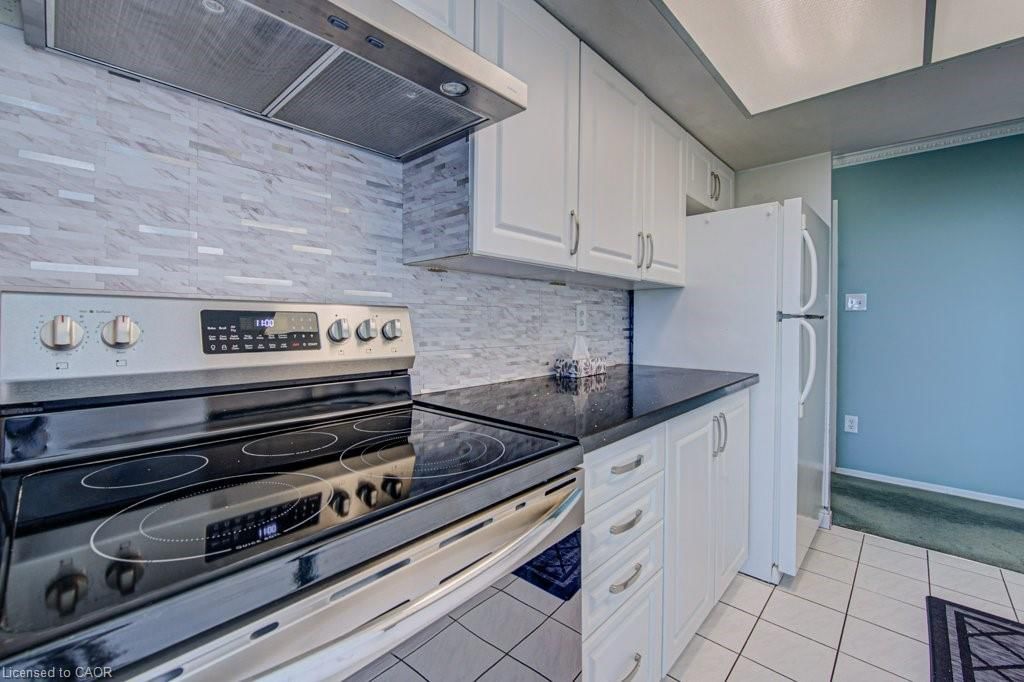 1109-5 Rowntree Road, Toronto, view 16