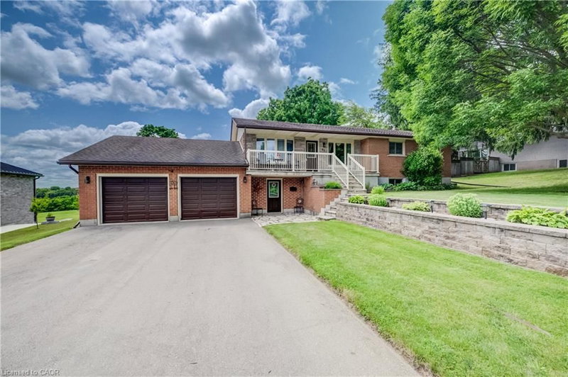 67 Casselholme Crescent