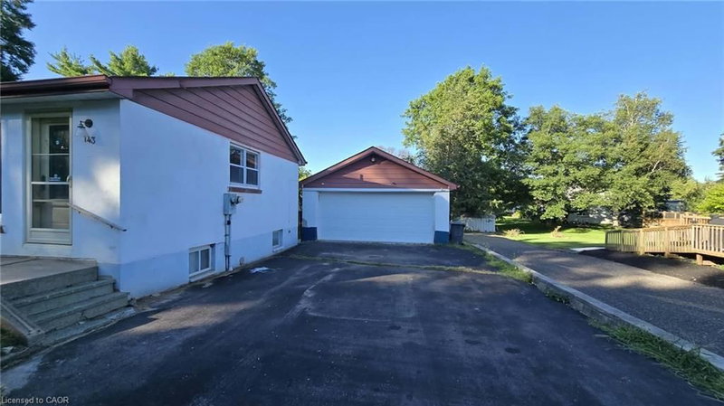 143 Confederation Street