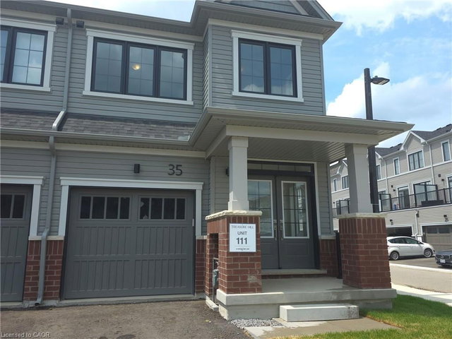 35 Moonstone Common