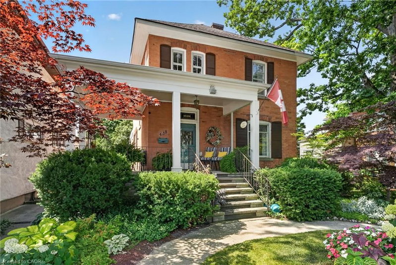 438 Broad Street W photo 4