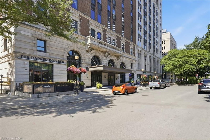 1106 - 112 King Street E