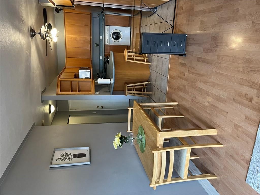 502 - 141 Catharine Street, Hamilton 3