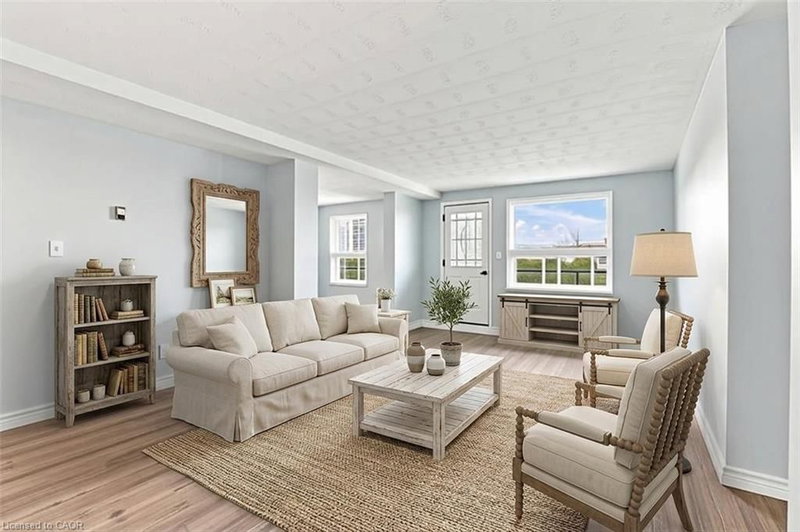 806 - 58 Bridgeport Road