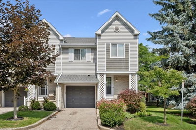 13 - 54 Green Valley Drive