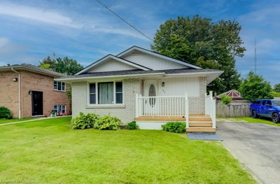 140 Queen Street E