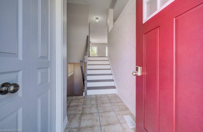 105 Pinnacle Drive photo 5