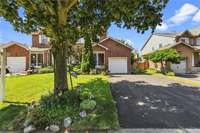 2238 Maclennan Drive