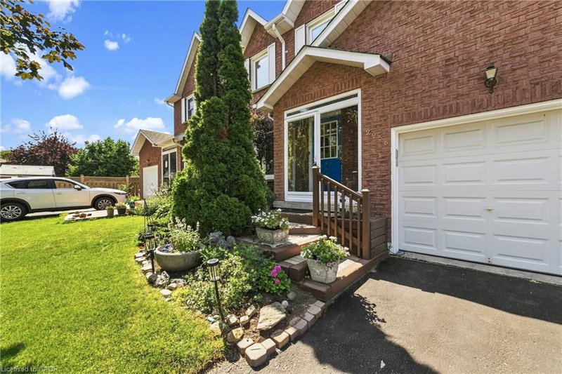 2238 Maclennan Drive
