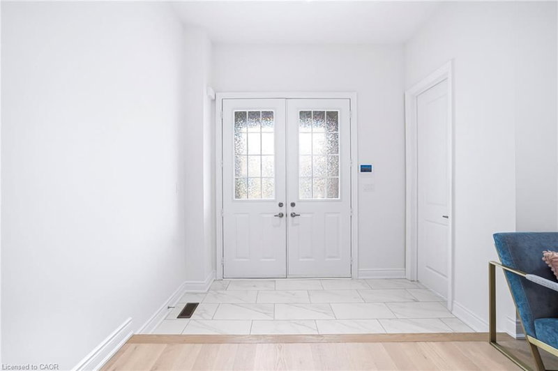 11 Grierson Trail