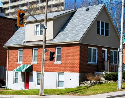 UPPER - 110 Hess Street S