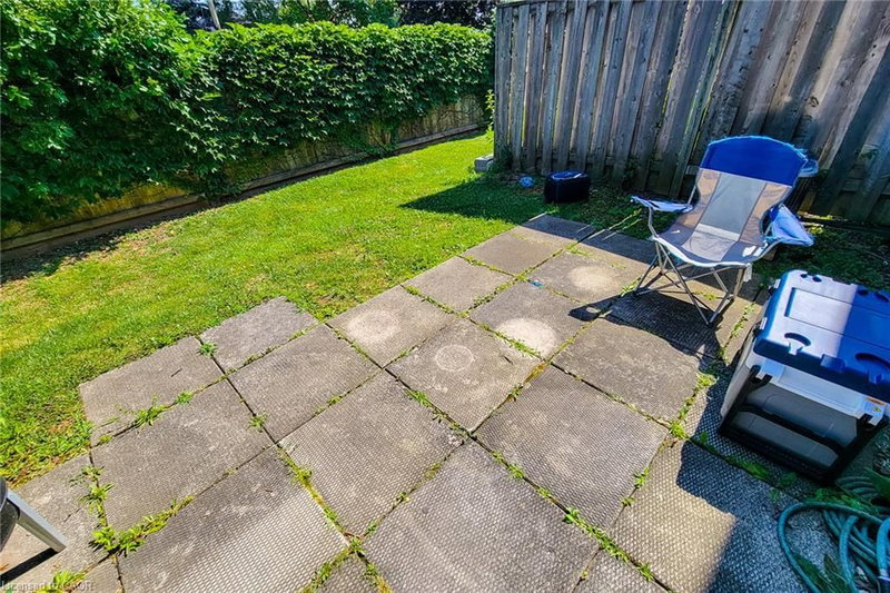 502 Barton Street photo 5