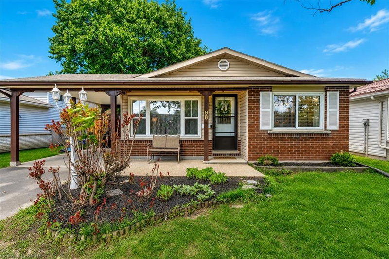 98 Belwood Crescent