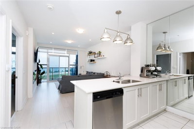 528 - 16 Concord Place