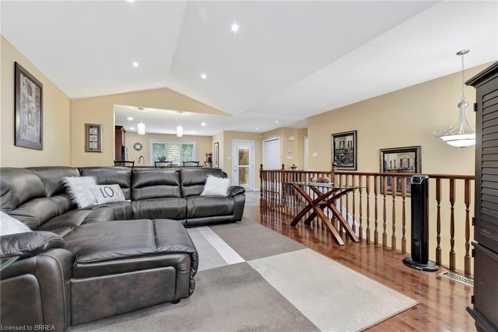 10 Stratford Terrace — photo 4