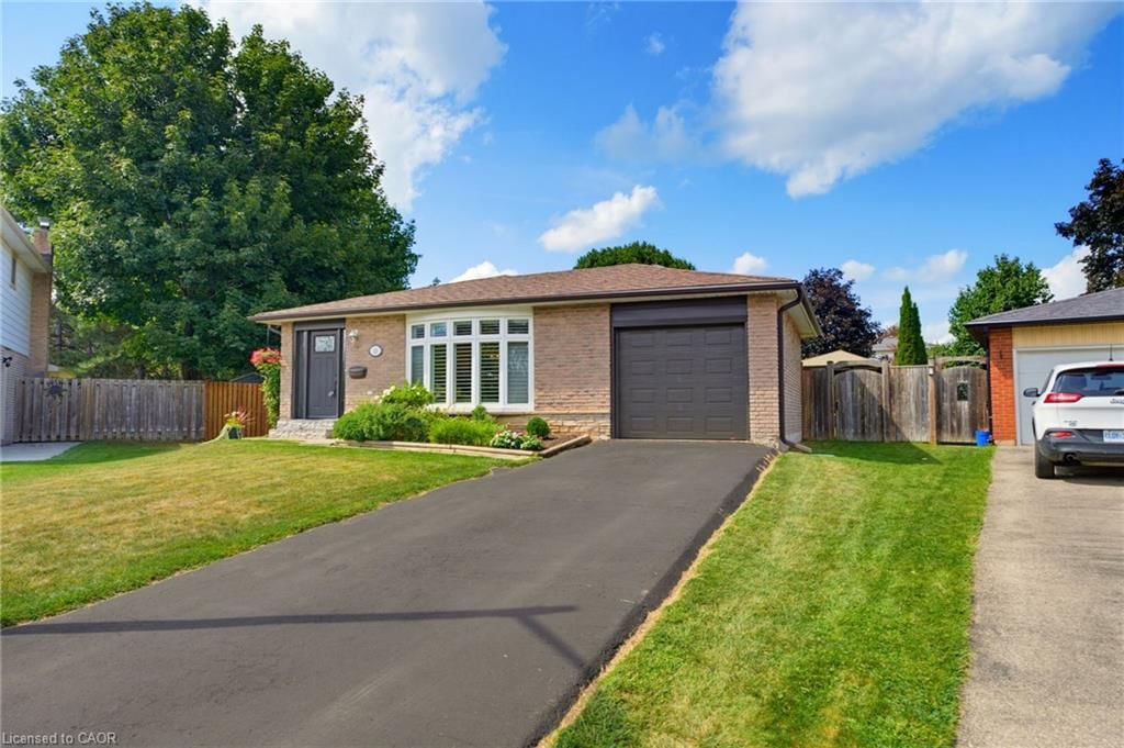 Single Family Residence for sale at 20 Clover Court, Paris, ON, N3L 3M7 - Fair Grounds - MLS: 40852034