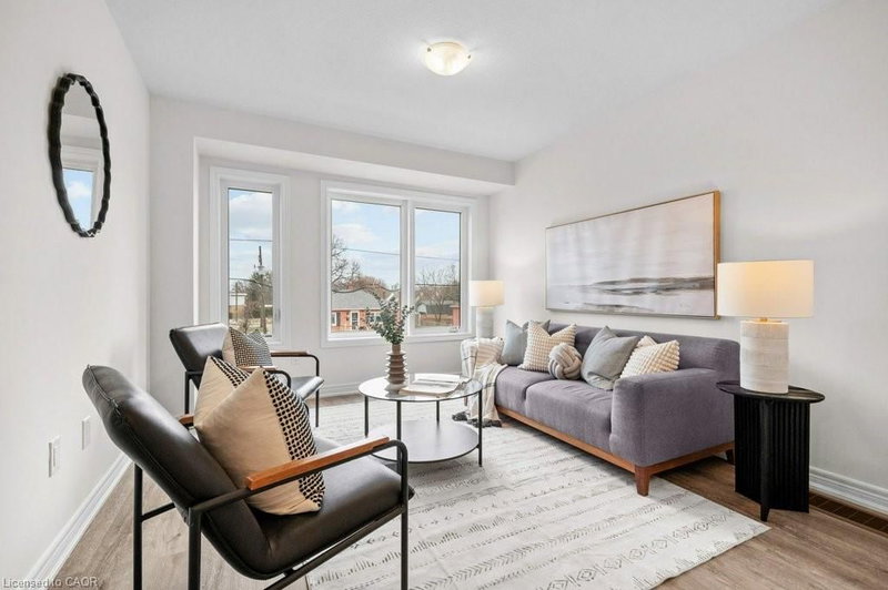 9A Bingham Road photo 5