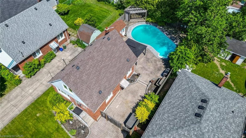 27 Delevan Crescent