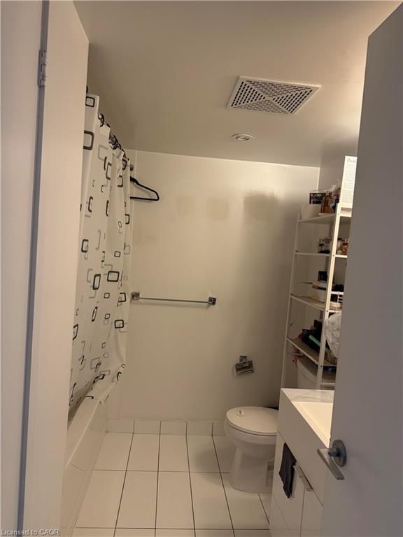2203-15 Iceboat Terrace, Toronto, view 11