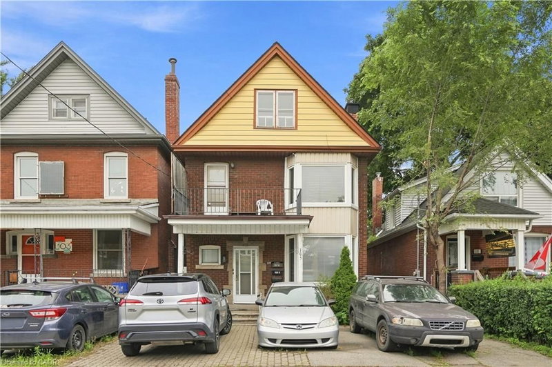 105 Rosemont Avenue