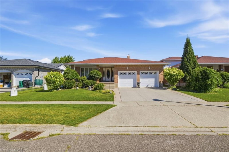 97 Southview Crescent