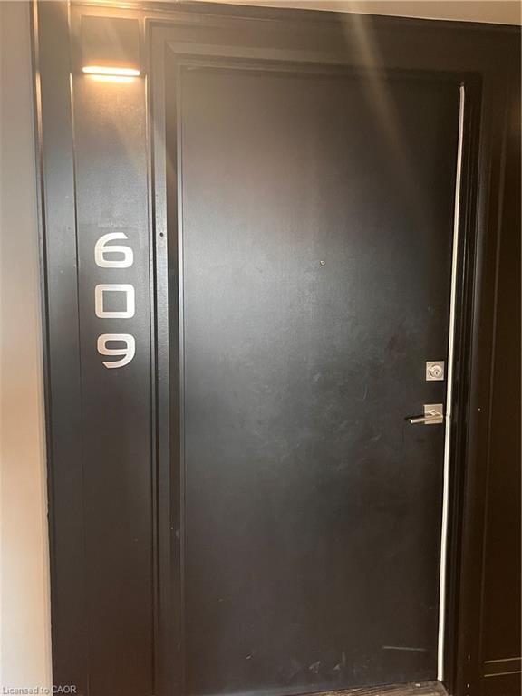 609 - 200 Lagerfeld Drive