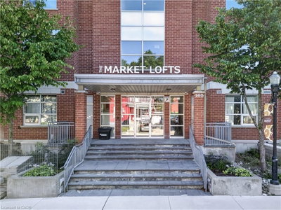 210 - 165 Duke Street E