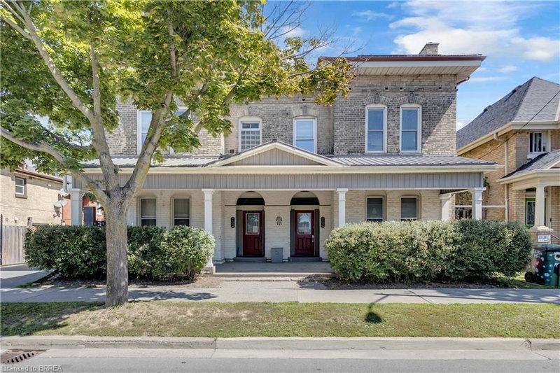 UPPER - 107 Brant Avenue