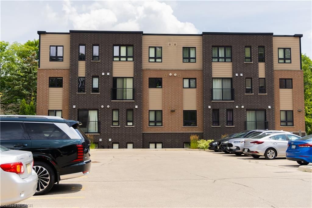 A5-190 Century Hill Drive, Kitchener, view 24