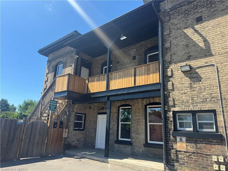 4 - 92 Alfred Street