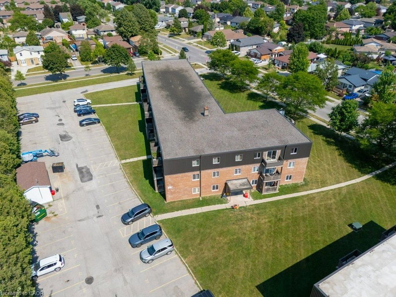 112 - 390 Admiral Drive