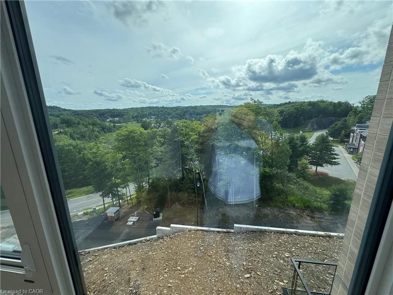 12 Suncrest Lane photo 5