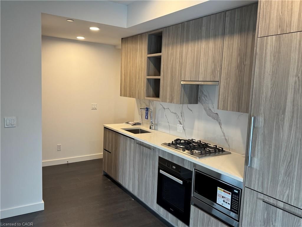1205-68 Esther Shiner Boulevard, Toronto, view 12