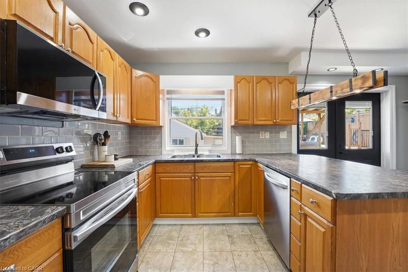 233 Auburn Avenue photo 5
