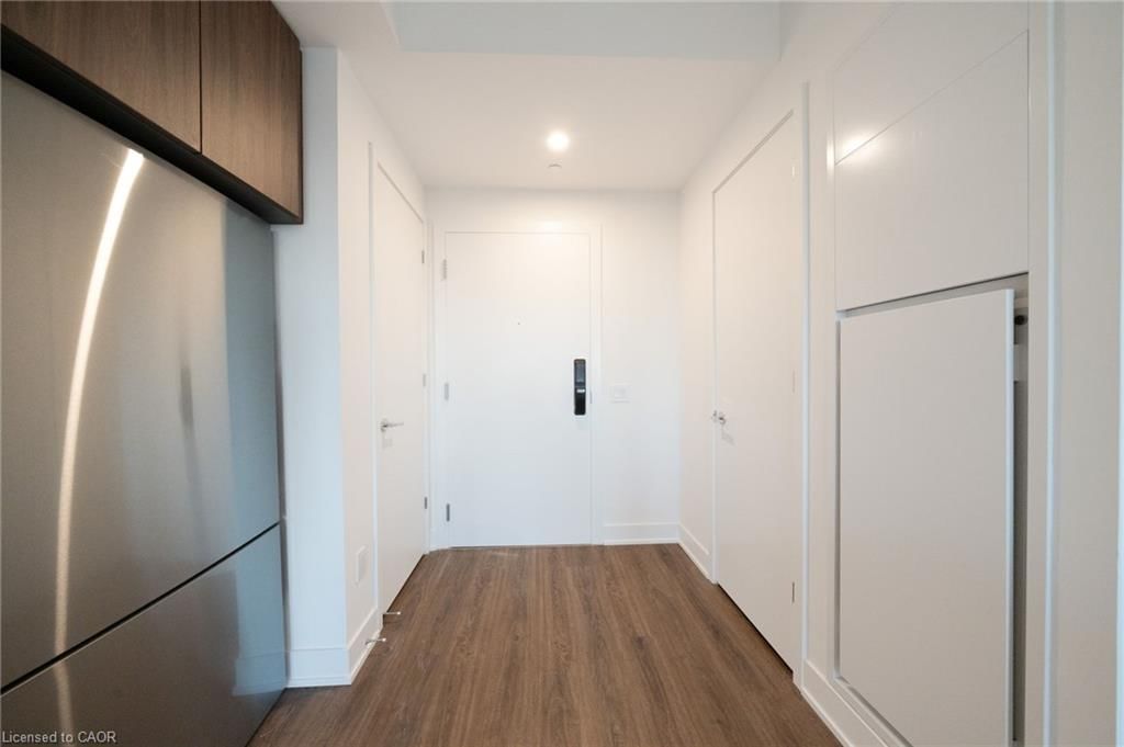 510 - 500 Upper Wellington Street 5