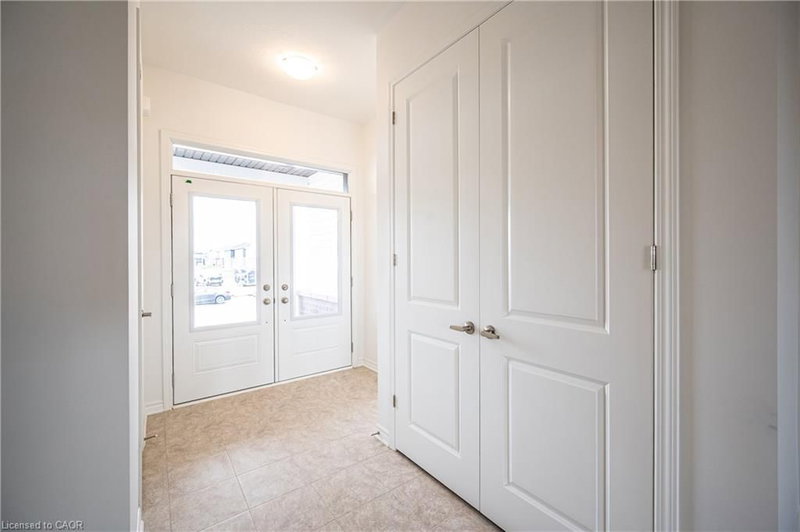 319 Rosenberg Way