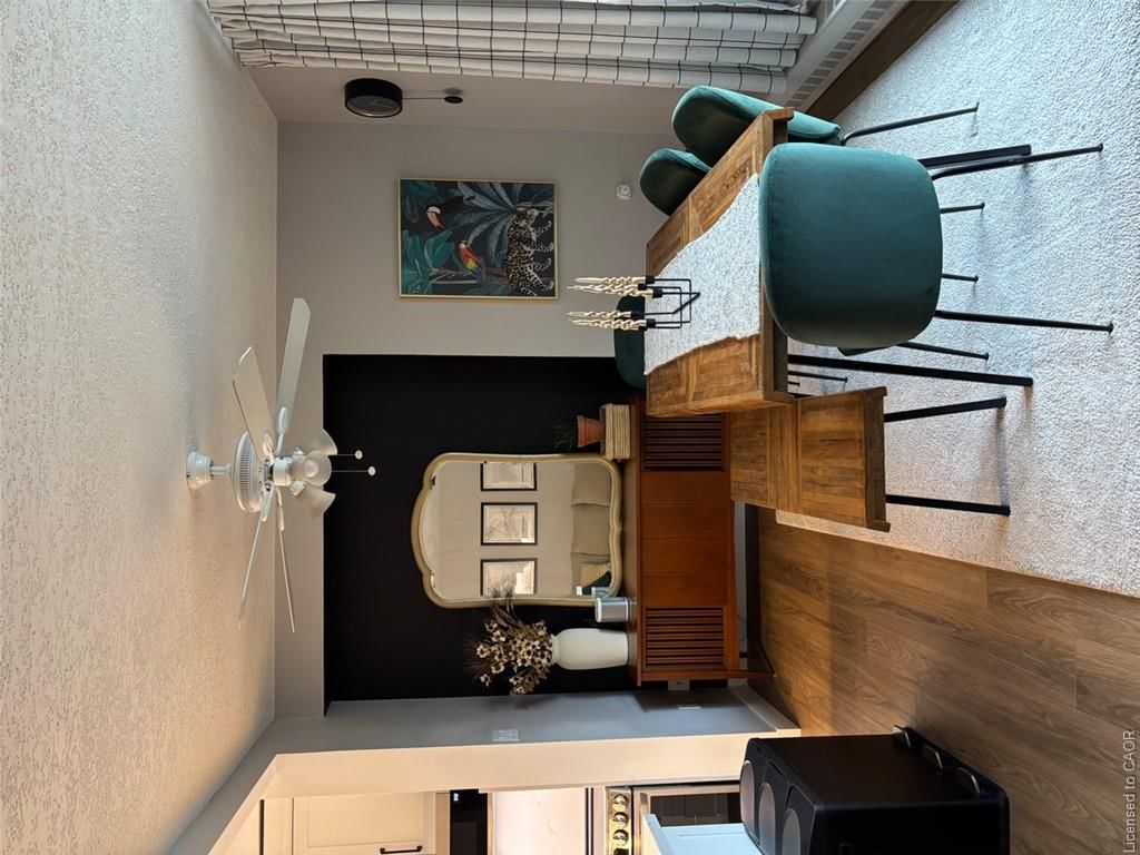 807 - 1968 Main Street W 5