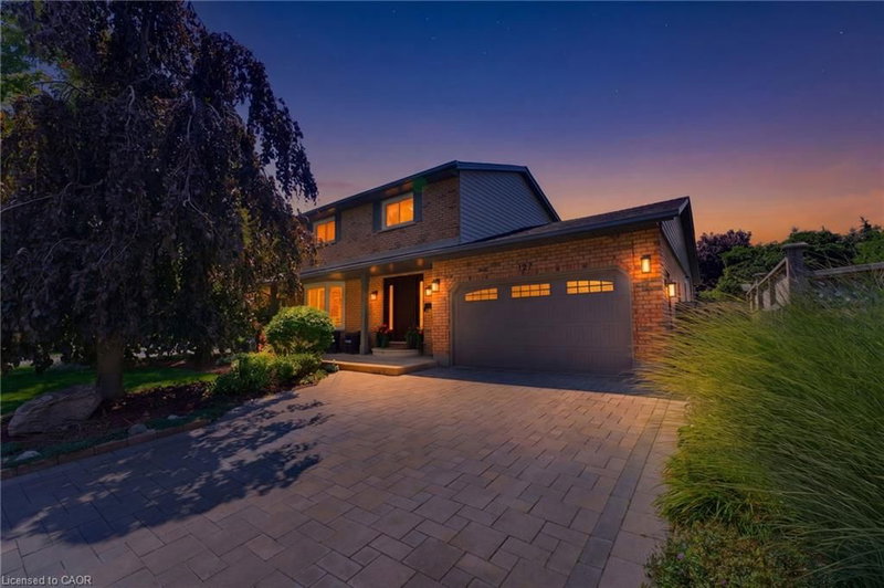 127 Michener Crescent