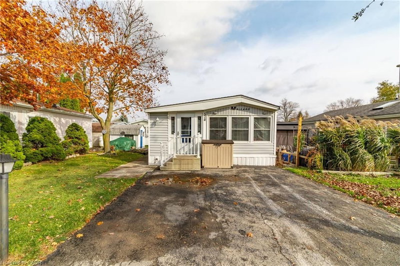 524 Poplar Place photo 4