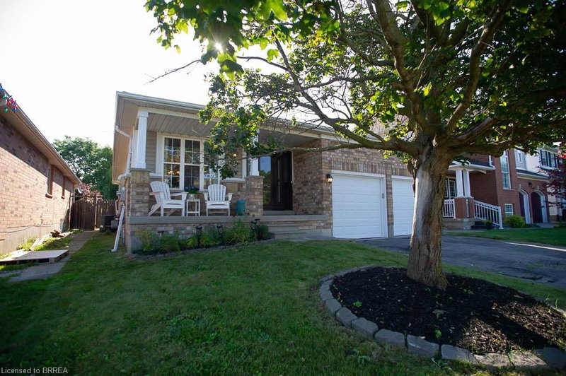 48 Lovell Crescent