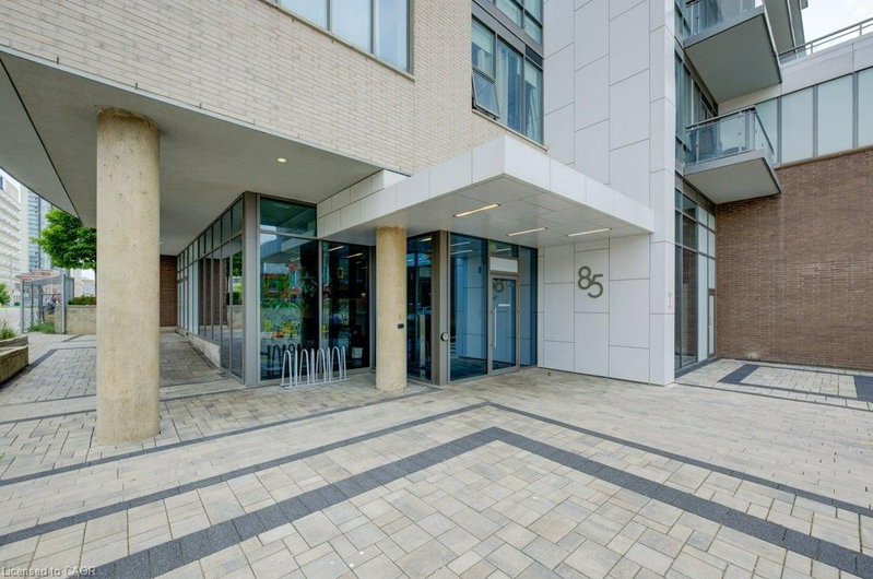 1007 - 85 Duke Street W
