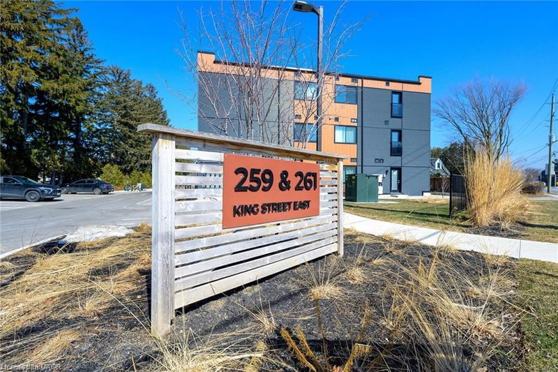 303 - 259 King Street E