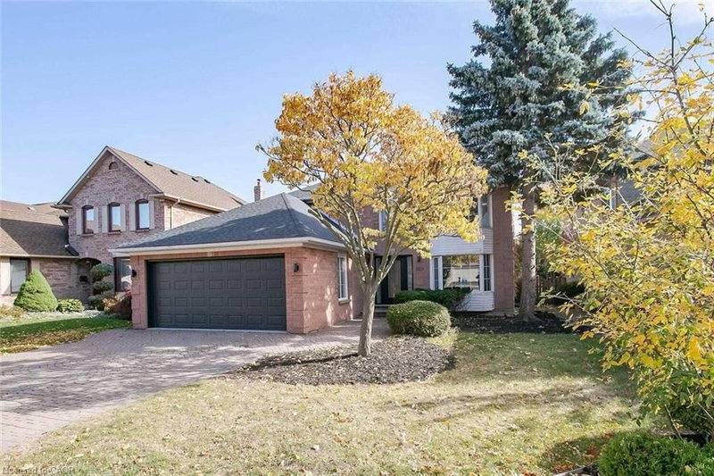 160 River Oaks Boulevard E
